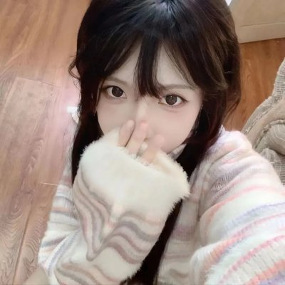 加油站的女孩